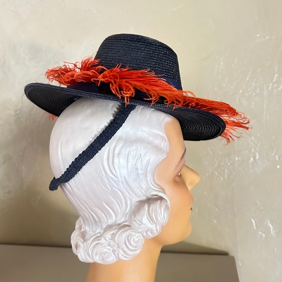 GLORIOUS 1940\'s BLACK STRAW TILT HAT + ORANGE FEATHERS & BROOCH main image 9